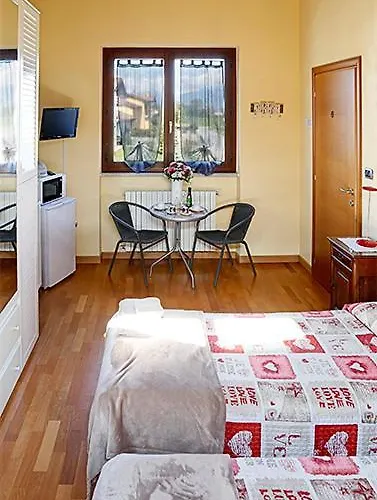 Oda ve Kahvaltı Rubino *